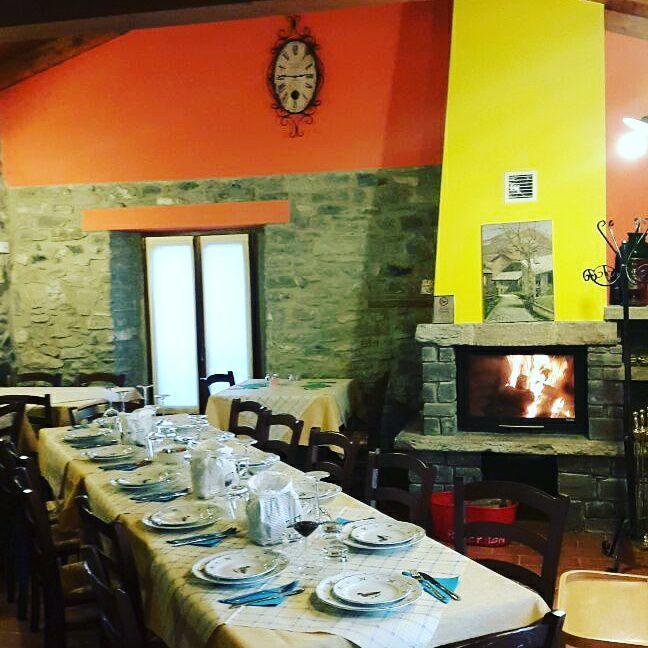 Albergo Diffuso Casa Delle Favole Ferriere Kültér fotó
